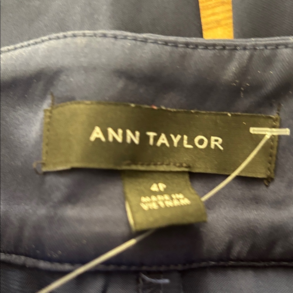 Ann Taylor Navy tie front blouse SP and wide leg slacks 4petite - EUC like new - Picture 11 of 15